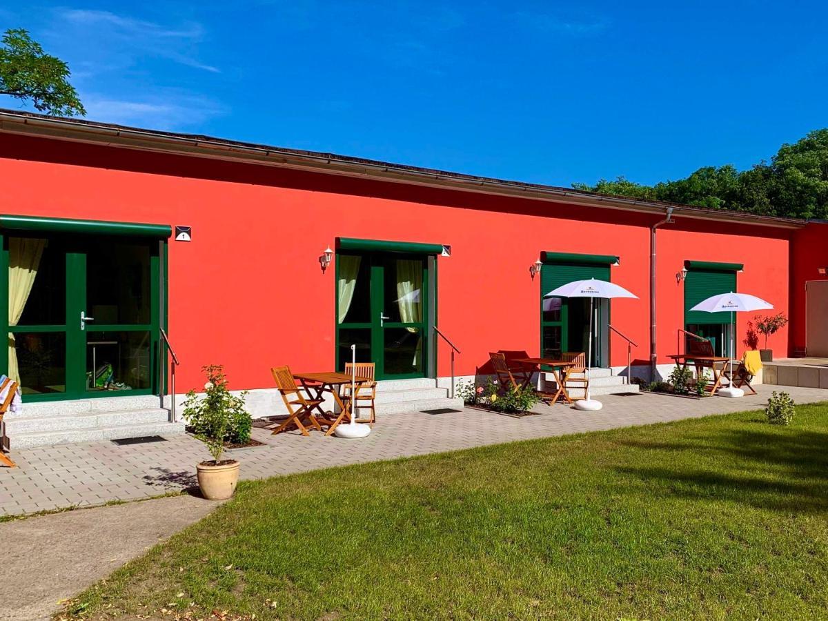 Pension Am Waldguertel Forst  Luaran gambar